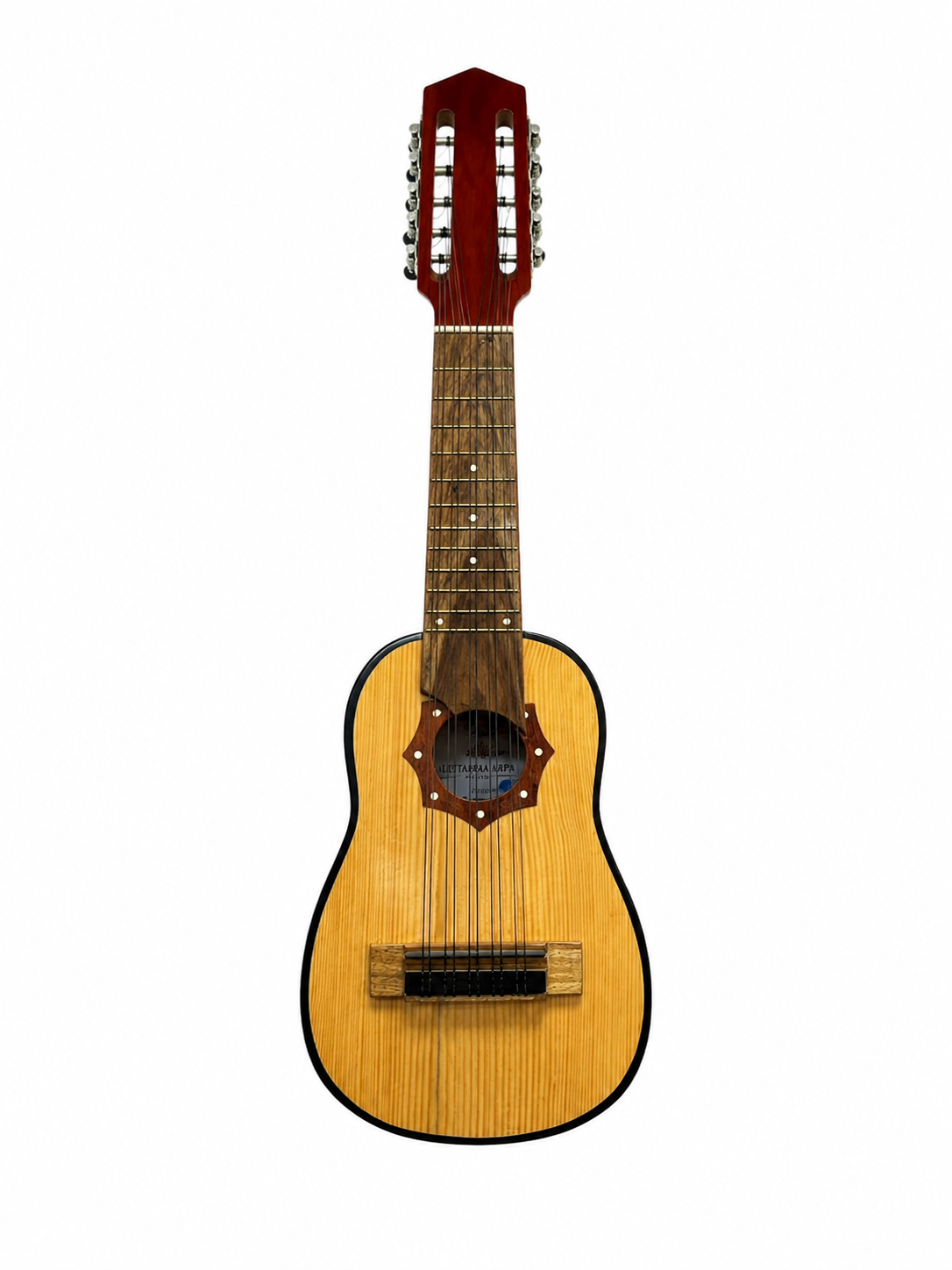 LUCHO CHARANGO ELECTROACUSTICA